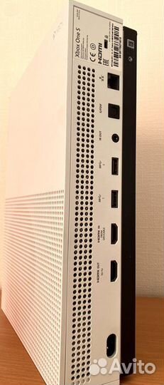 Xbox One S 500GB + GamePass/400игр