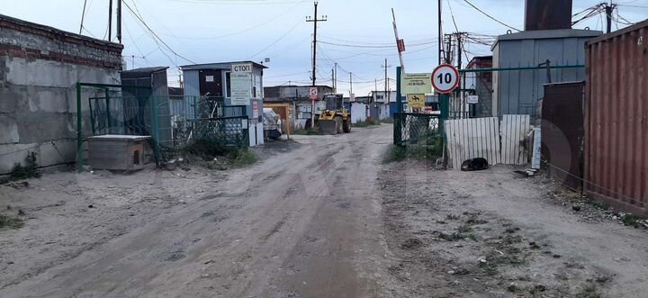 Гараж, > 30 м²