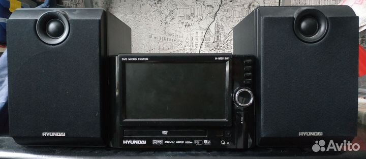 Музыкальный центр Hyundai