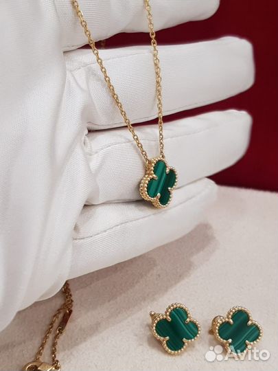 Золотые серьги и колье Van Cleef с малахитом