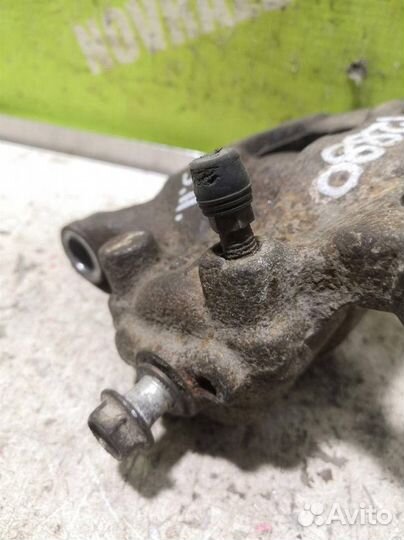 Суппорт задний правый Ниссан Теана