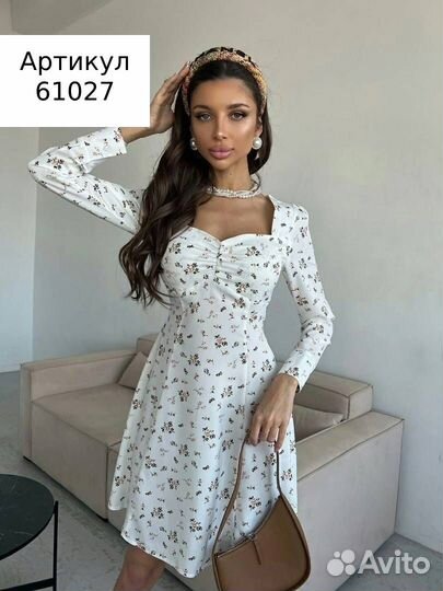 Платье мини новое 44