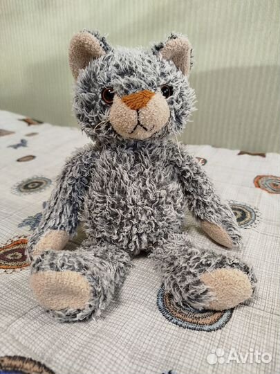 Интерьерная игрушка кошка