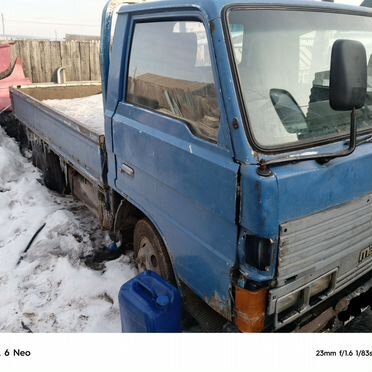 Бортовой грузовик Mazda Titan, 1990