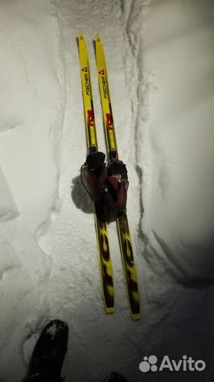 Продам лыжи