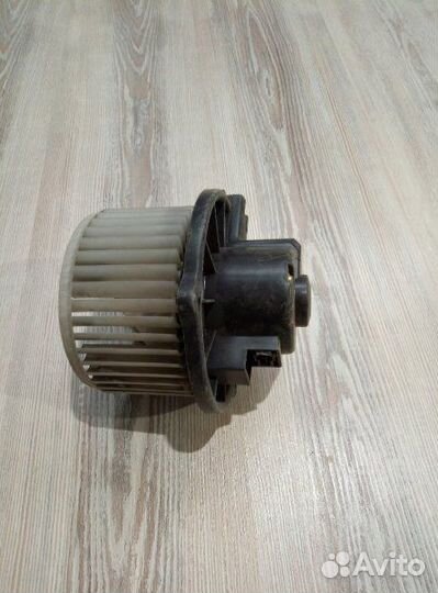 Вентилятор мотор печки отопителя Geely MK