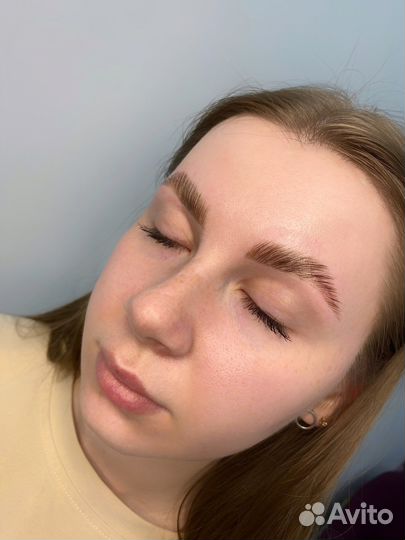 Оформление бровей