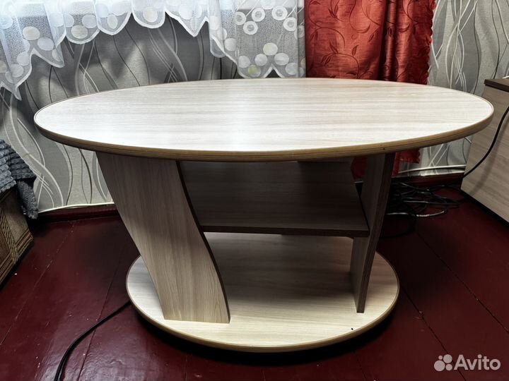 Журнальный стол