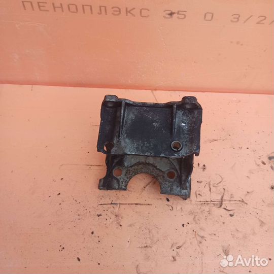 Кронштейн тнвд Land Rover Range Rover Sport L320