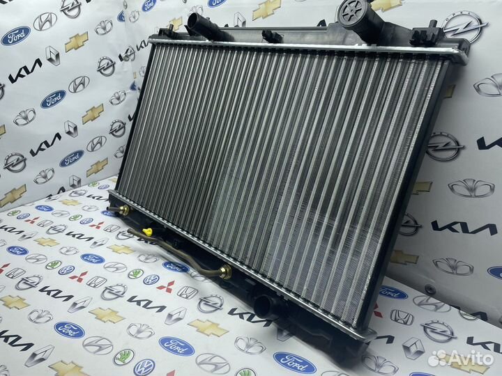 Радиатор охлаждения Toyota Camry XV40 2.4 AT