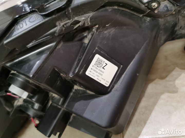 Фара передняя левая Toyota Camry V70 2021