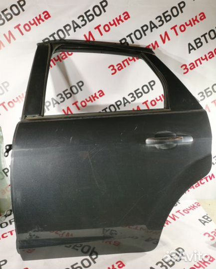 Дверь боковая задняя левая Ford Focus хетчбек 2.0