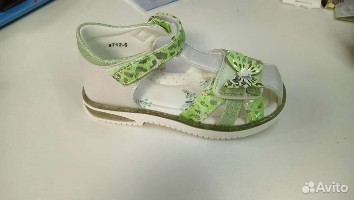 Сандали для девочки