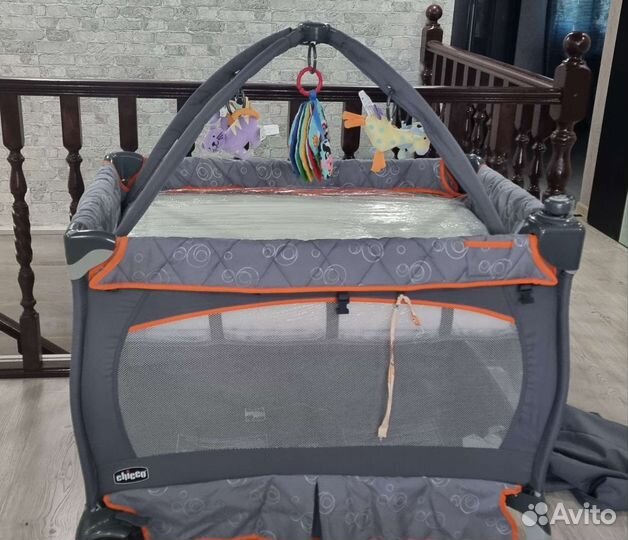 Манеж-кровать Chicco Lullaby LX Vega