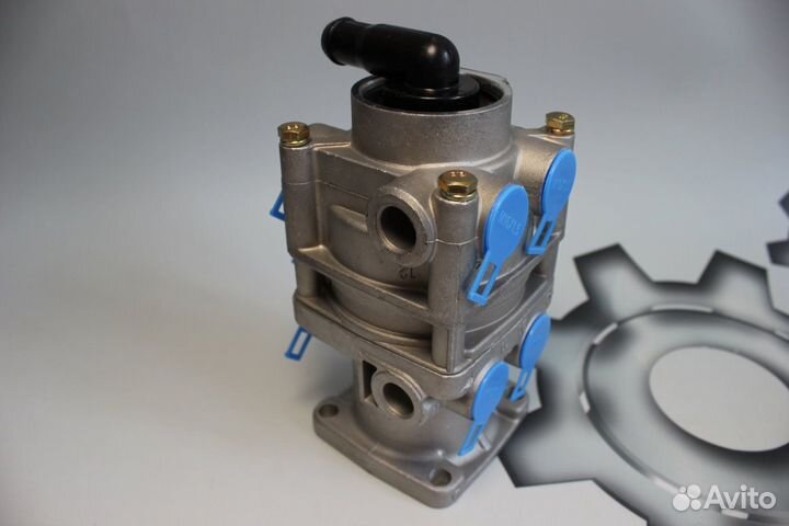 Кран тормозной 2-х