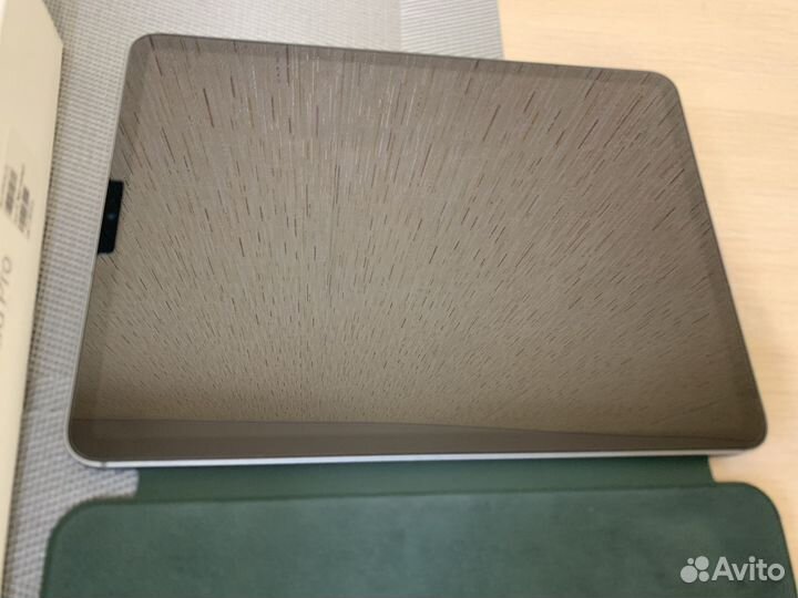 11 iPad Pro (4th Gen) M-2 Wi-Fi +SIM 5G 256GB