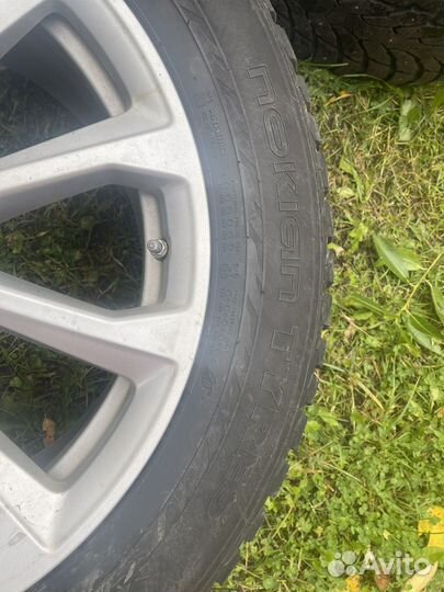 Колеса Nokian Hakkapeliitta 9 SUV 255/55 R20