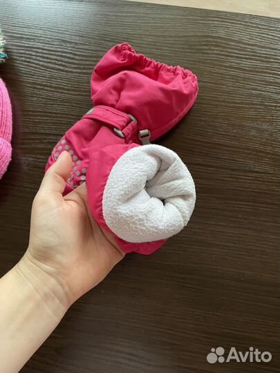 Шапка демисезонная Futurino и варежки краги