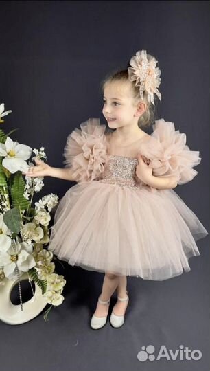 Нарядное платье для девочки 98,104,110