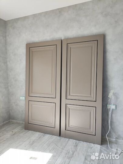 Двери под эмаль серого цвета в наличии