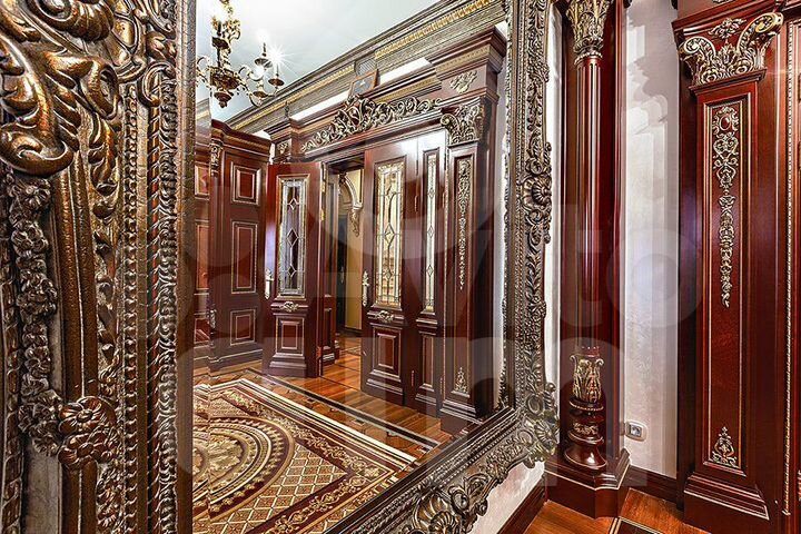 Коттедж 850 м² на участке 70 сот.