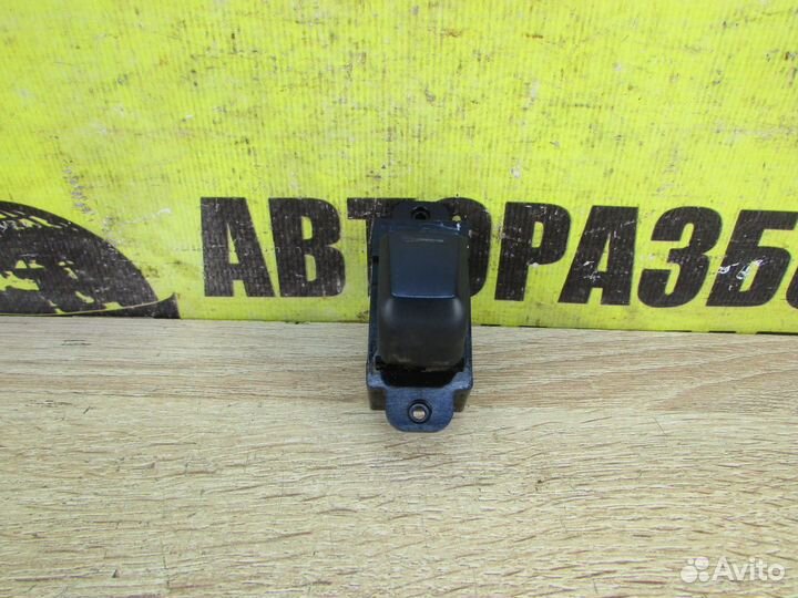 Кнопка стеклоподъемника Киа Рио 3