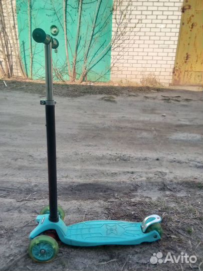 Детский самокат б/у в хорошем состоянии
