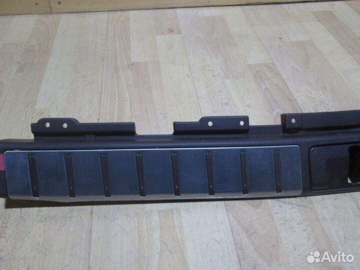 Накладка замка багажника Lexus Rx 4