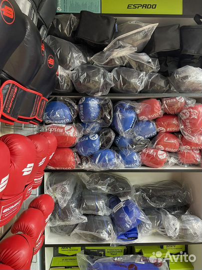 Перчатки для рукопашного боя