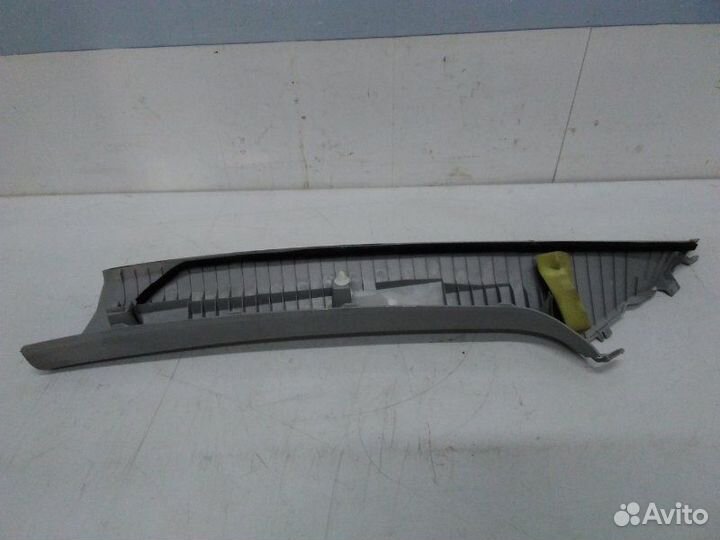 Обшивка стойки передняя правая Mitsubishi Lancer