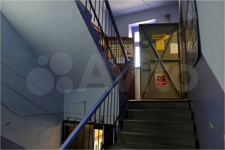 Здание, 583.5 м²