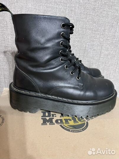 Продам ботинки женские Dr. Martens