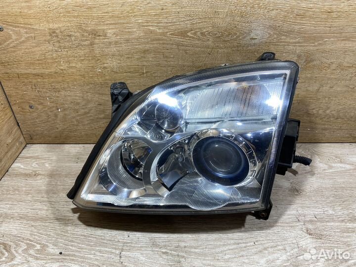 Фара левая Opel Vectra C дорест адаптивная 142573