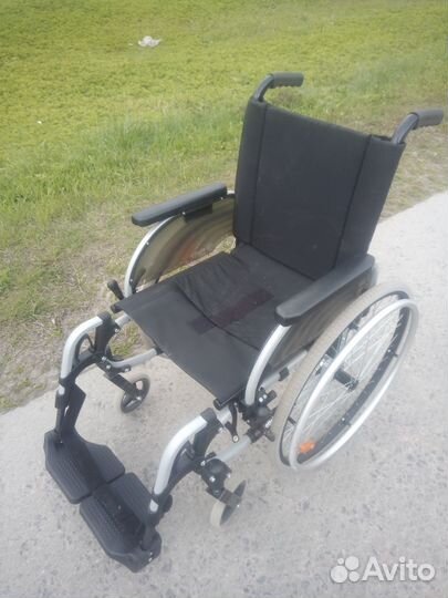 Инвалидная коляска новая