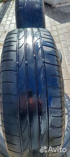 Bridgestone Dueler H/P Sport 215/65 R16