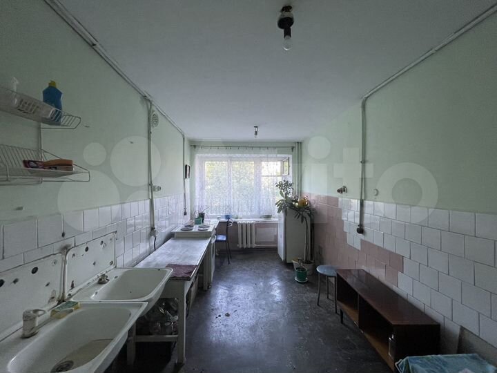 Комната 13,3 м² в > 9-к., 3/5 эт.