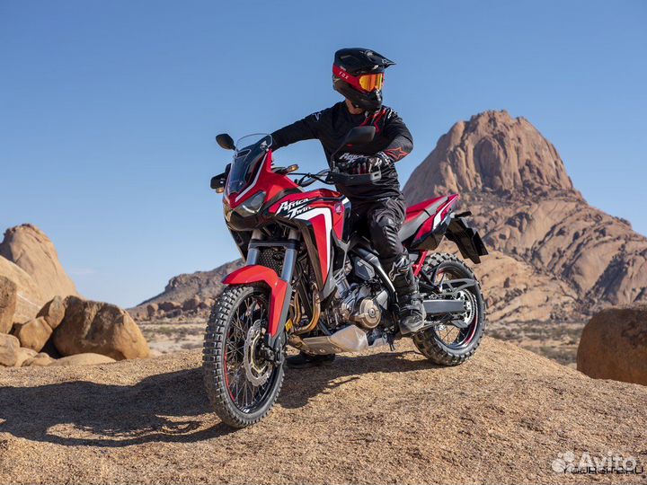 Мотоцикл Honda Africa Twin для фотосессий