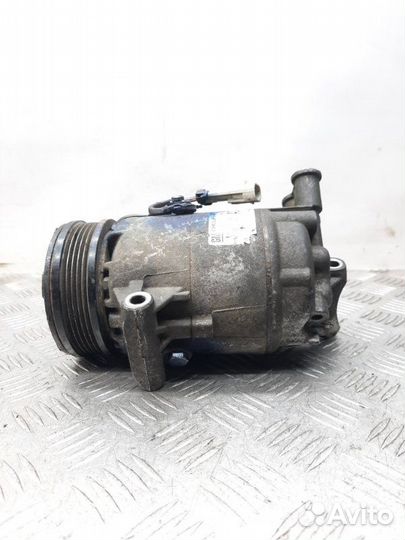 Компрессор кондиционера Opel Zafira 1.6 Z16XE1