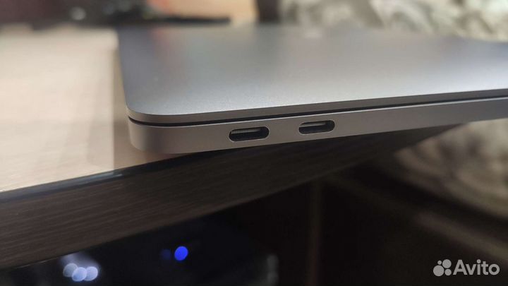 Apple MacBook Pro 13