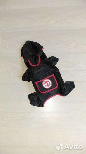 Много одежды и обуви для собак и кошек