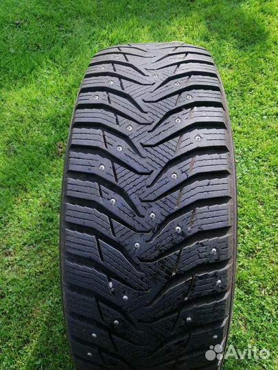 Зимняя резина 245/70 R16 на дисках, Кайрон
