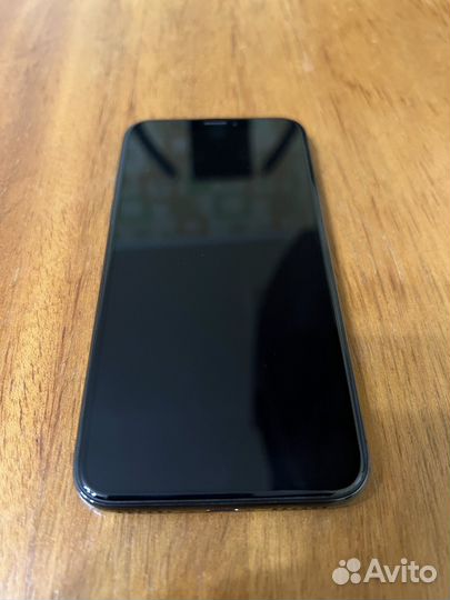iPhone X, 64 ГБ