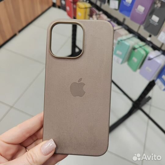 Чехол тканевый FineWoven с MagSafe для iPhone