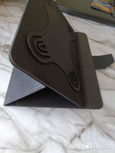 Новый универсальный чехол для планшета