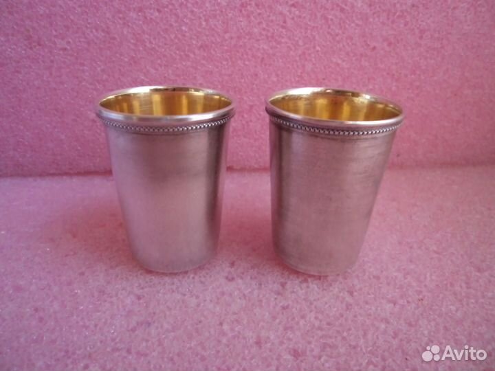 Серебряные стопки парные. 875 пр