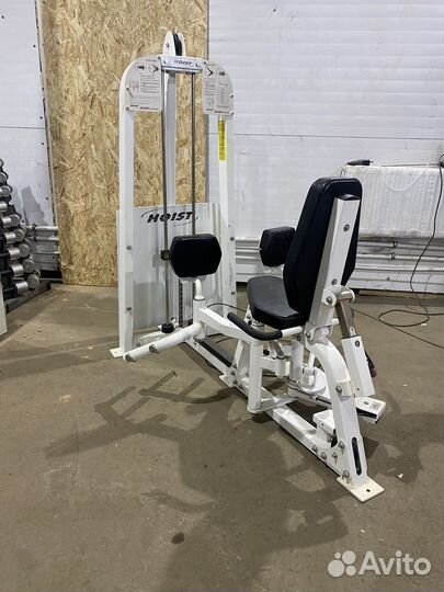 Тренажер сведение разведение ног