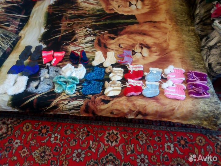 Шапочки, чепчики, носочки, пинеточки, цараполки