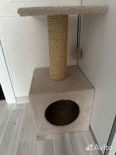 Домик для кошки с когтеточкой бу