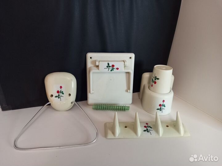 Набор для ванной и туалета