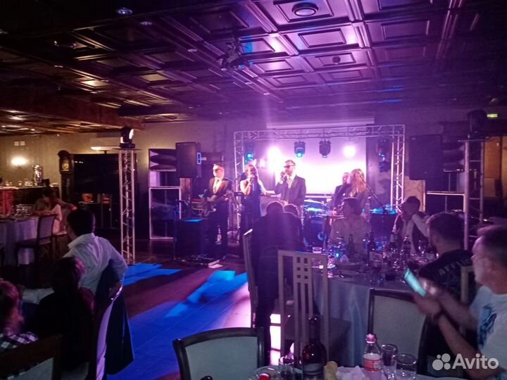 Прокат сценического оборудования, звука, света